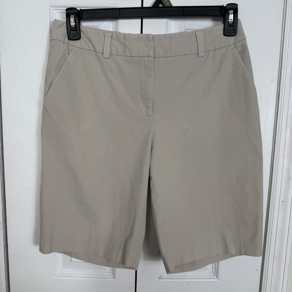 J.McLaughlin Khaki Chino Shorts Size 6 Beige Preppy Minimalist Old Money Golf